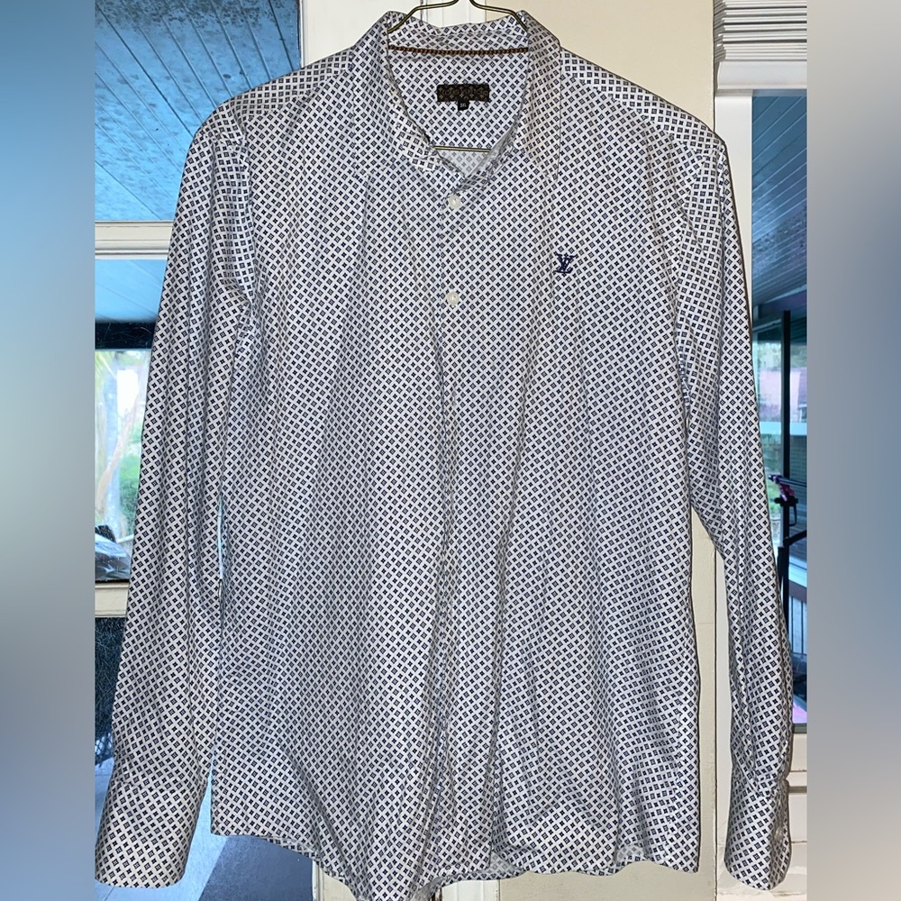 LV shirt